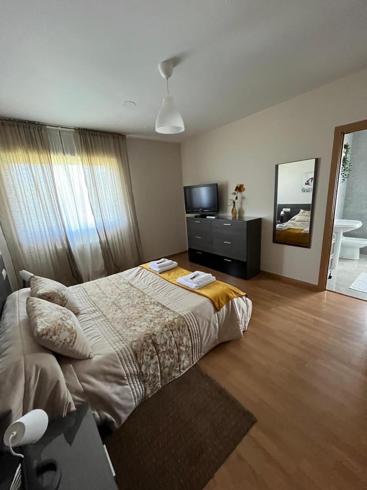 Os Cabaleiros Apartment Mos Bagian luar foto